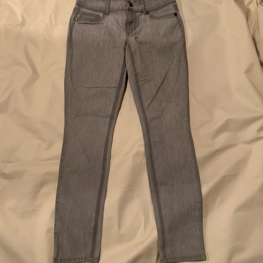 Maurices Grey Jeggings Size S
